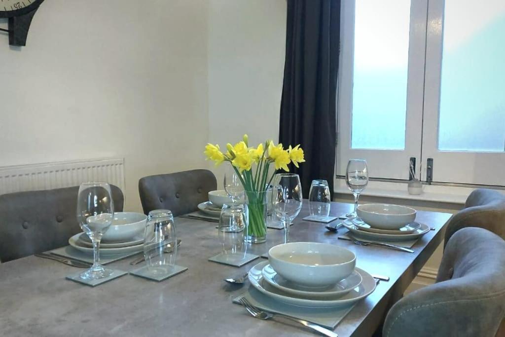 Stylish Apartment In City Centre With Parking Preston (Lancashire) Exterior foto