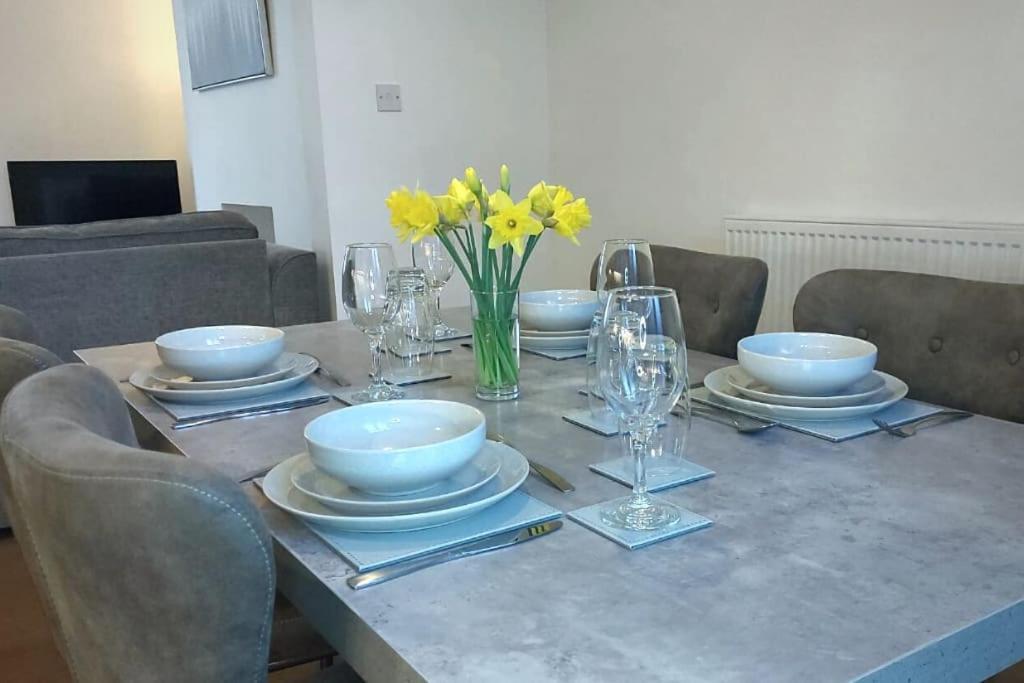 Stylish Apartment In City Centre With Parking Preston (Lancashire) Exterior foto
